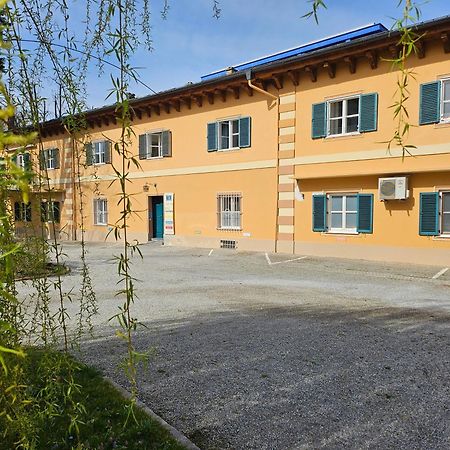 White Flat By Grazrentals With Cool Location & Free Parking Exteriér fotografie