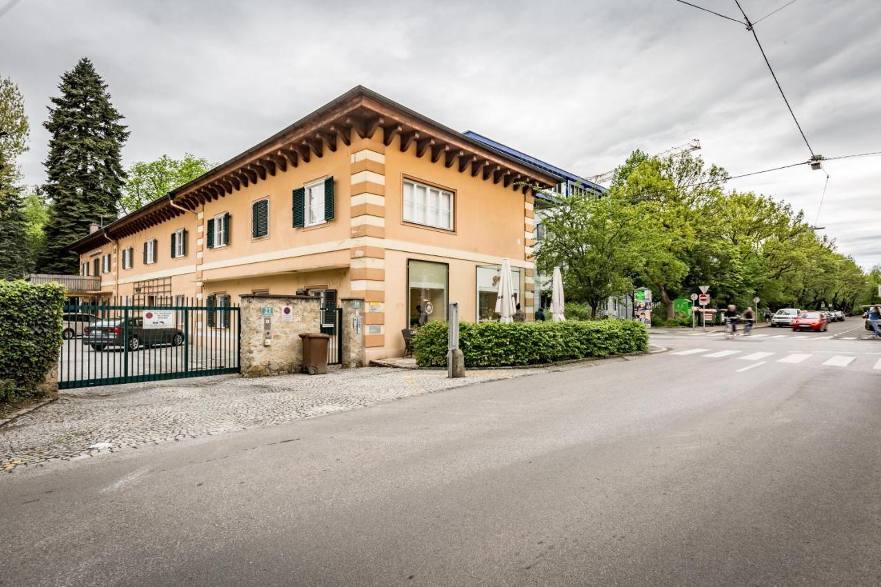 White Flat By Grazrentals With Cool Location & Free Parking Exteriér fotografie