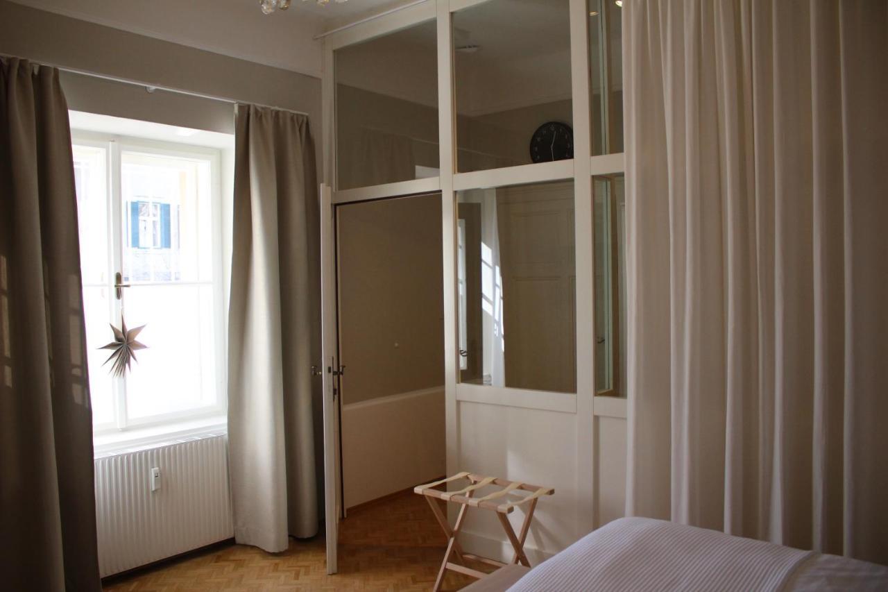 White Flat By Grazrentals With Cool Location & Free Parking Exteriér fotografie